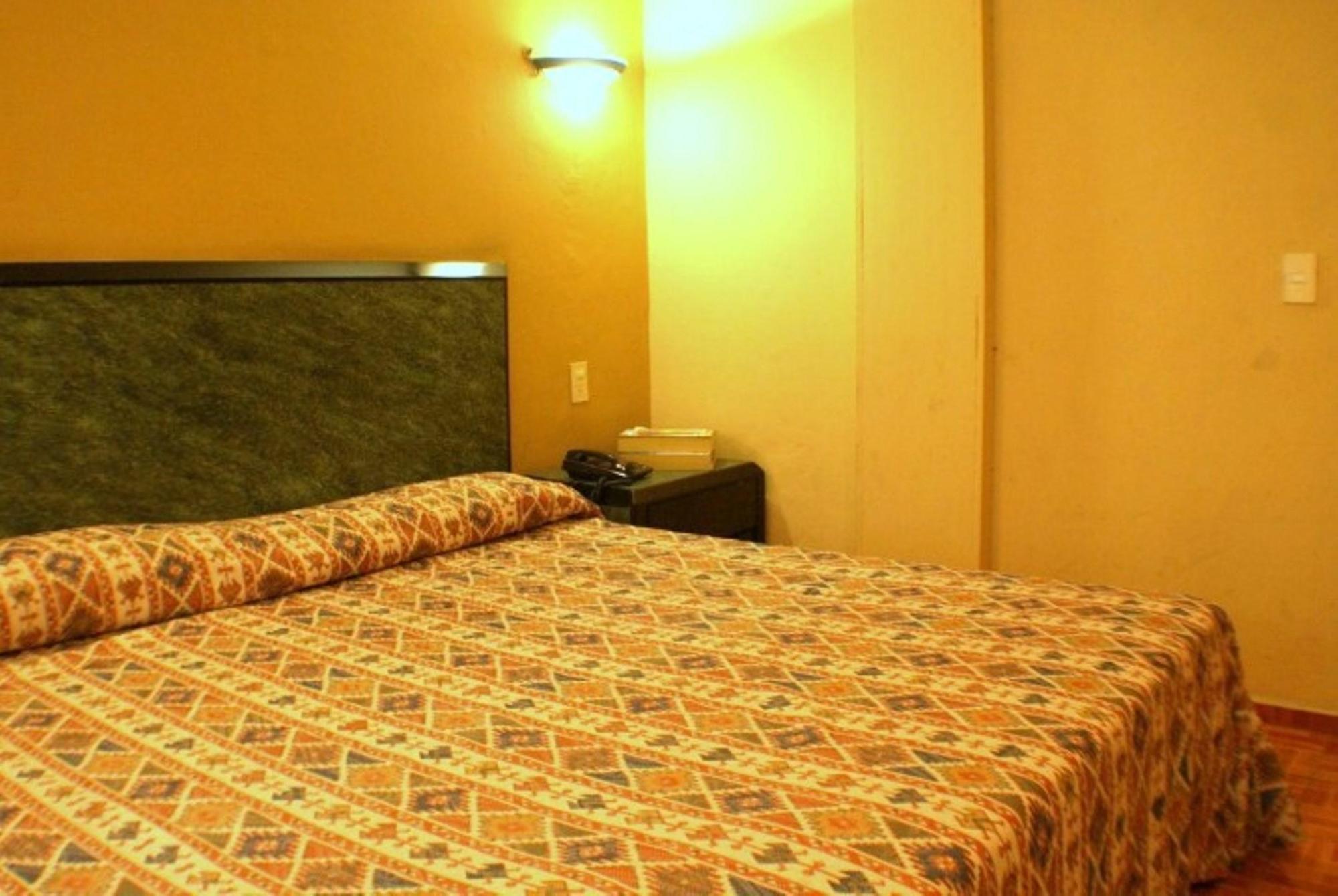 Hotel Universo غوادالاجارا المظهر الخارجي الصورة