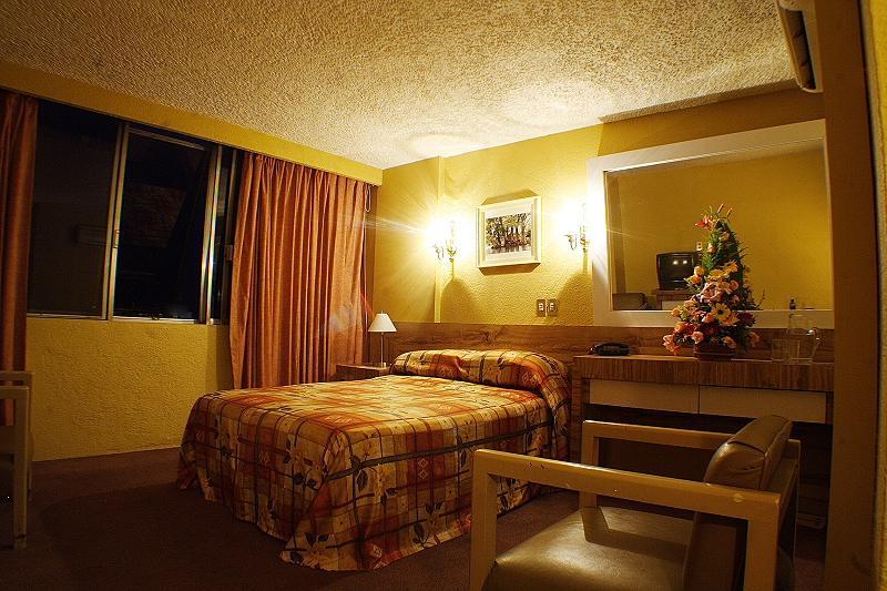 Hotel Universo غوادالاجارا المظهر الخارجي الصورة